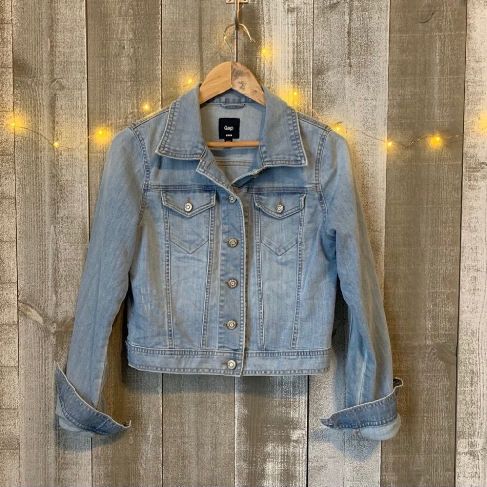 {GAP} distressed denim jacket